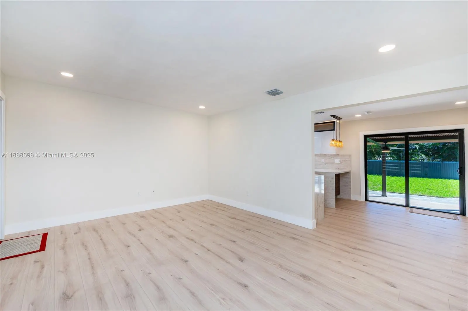 625 Miller Dr