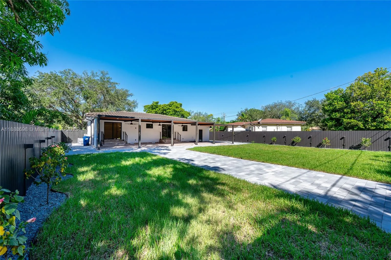 625 Miller Dr