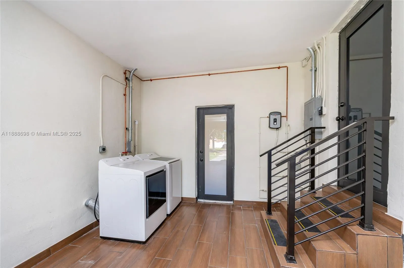 625 Miller Dr