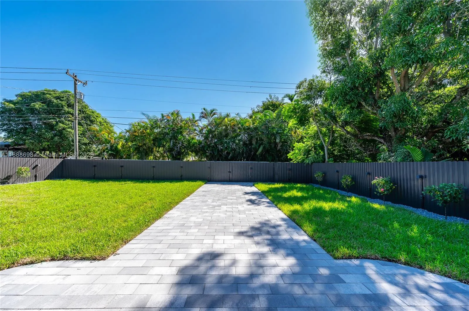 625 Miller Dr
