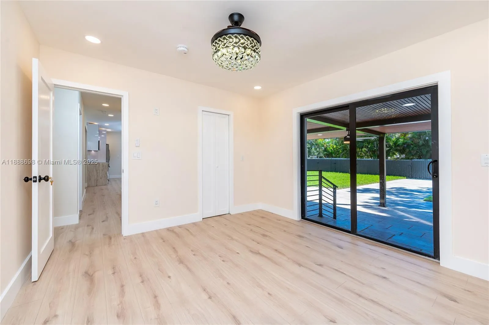 625 Miller Dr