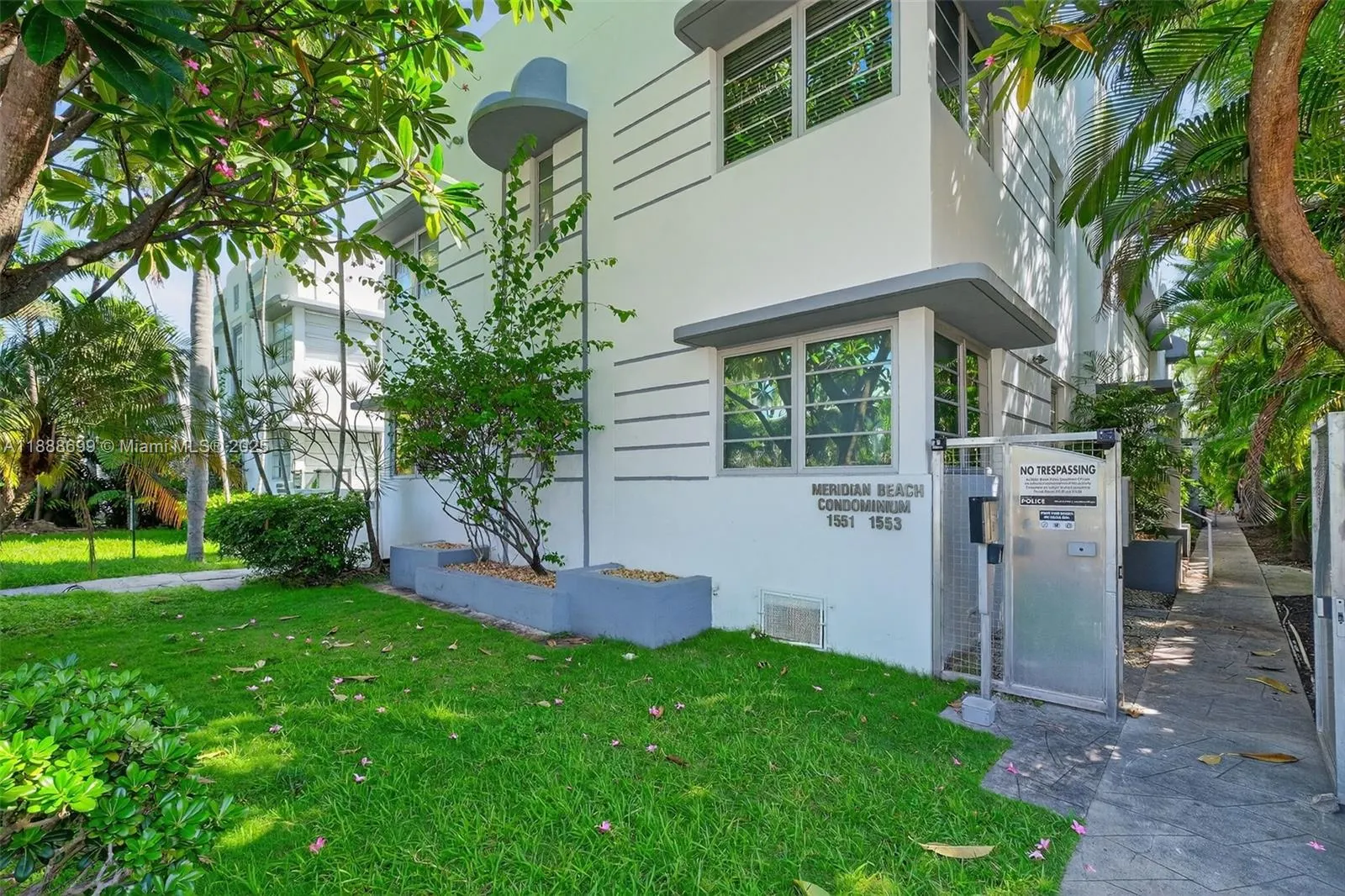 1553 Meridian Ave, #103