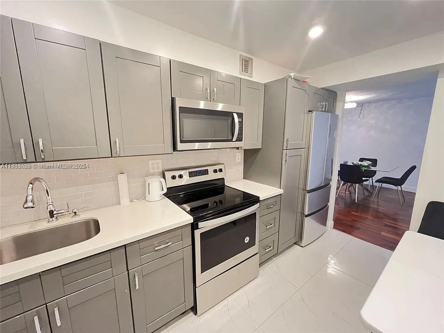 1849 S Ocean Dr, #409