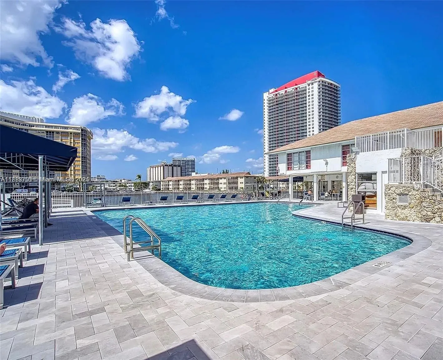 1849 S Ocean Dr, #409