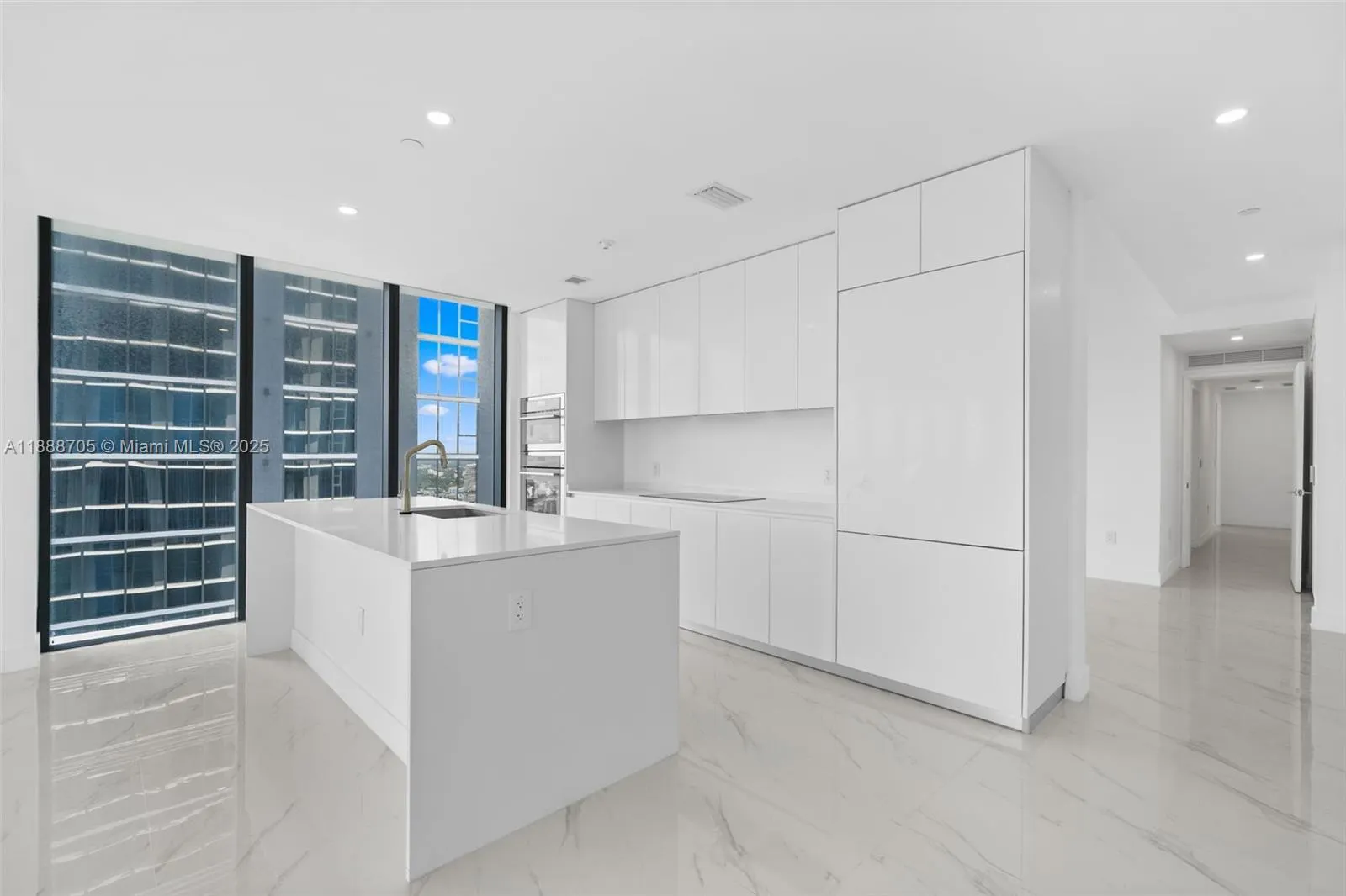 700 NE 24, #4107