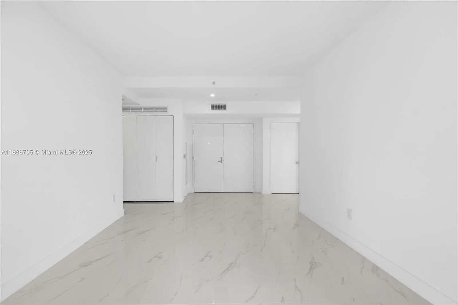 700 NE 24, #4107