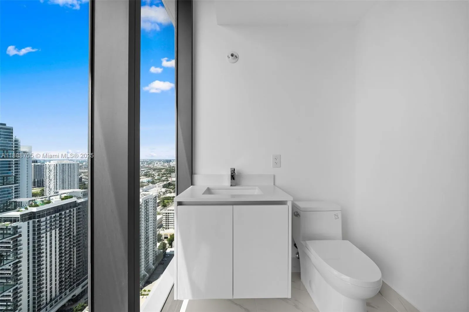 700 NE 24, #4107