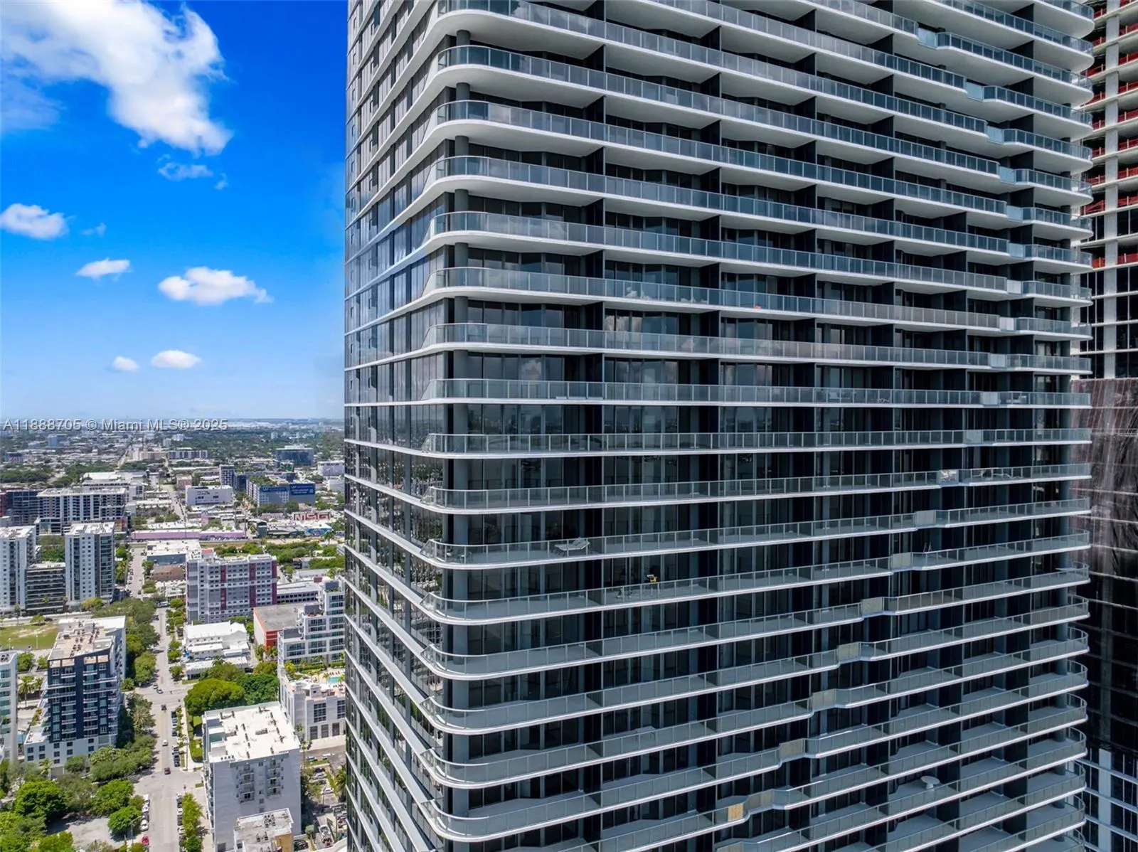 700 NE 24, #4107