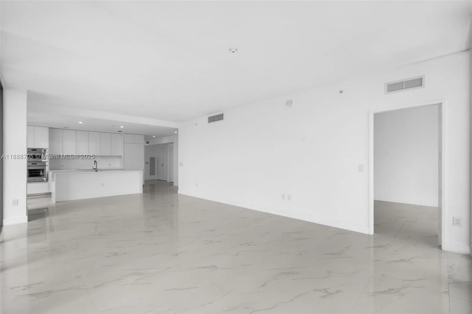 700 NE 24, #4107