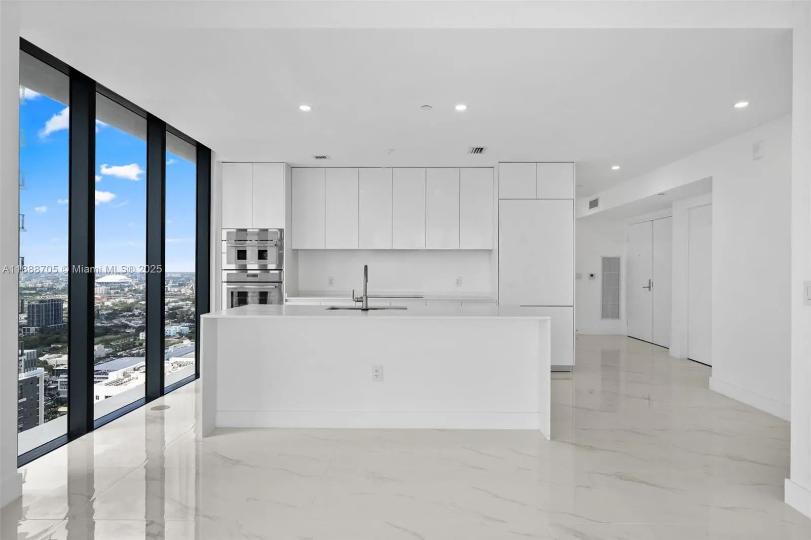 700 NE 24, #4107