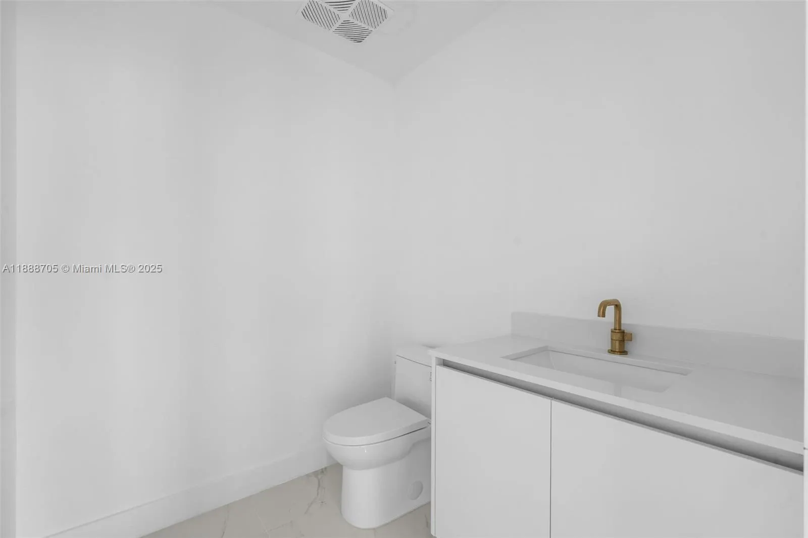 700 NE 24, #4107