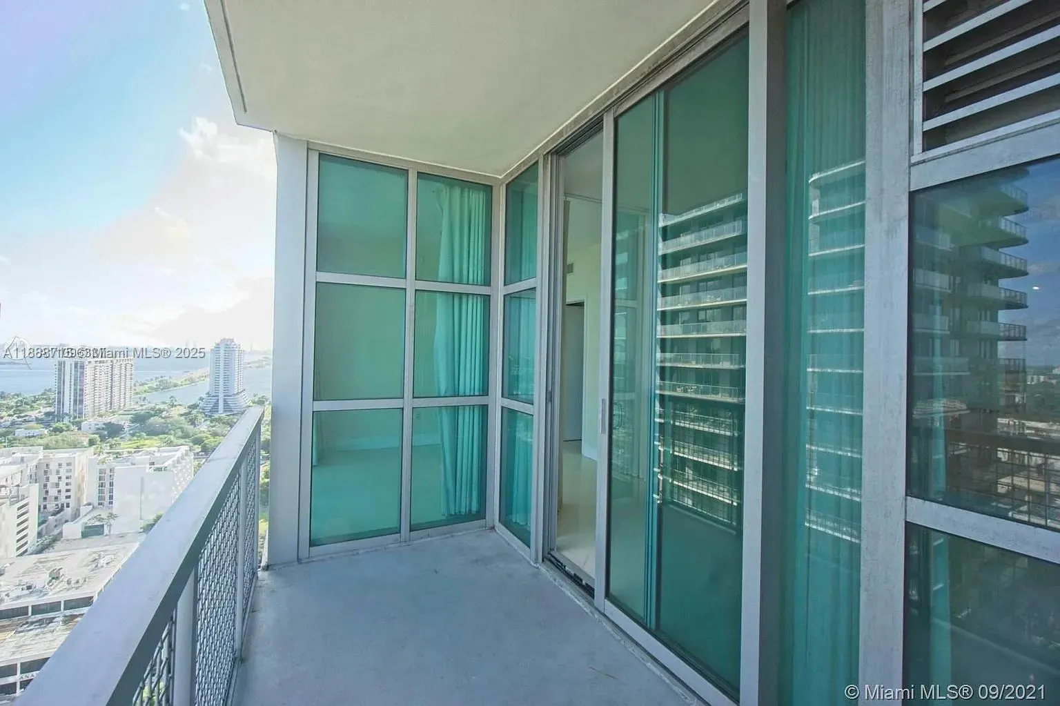 3301 NE 1st Ave, #H2413