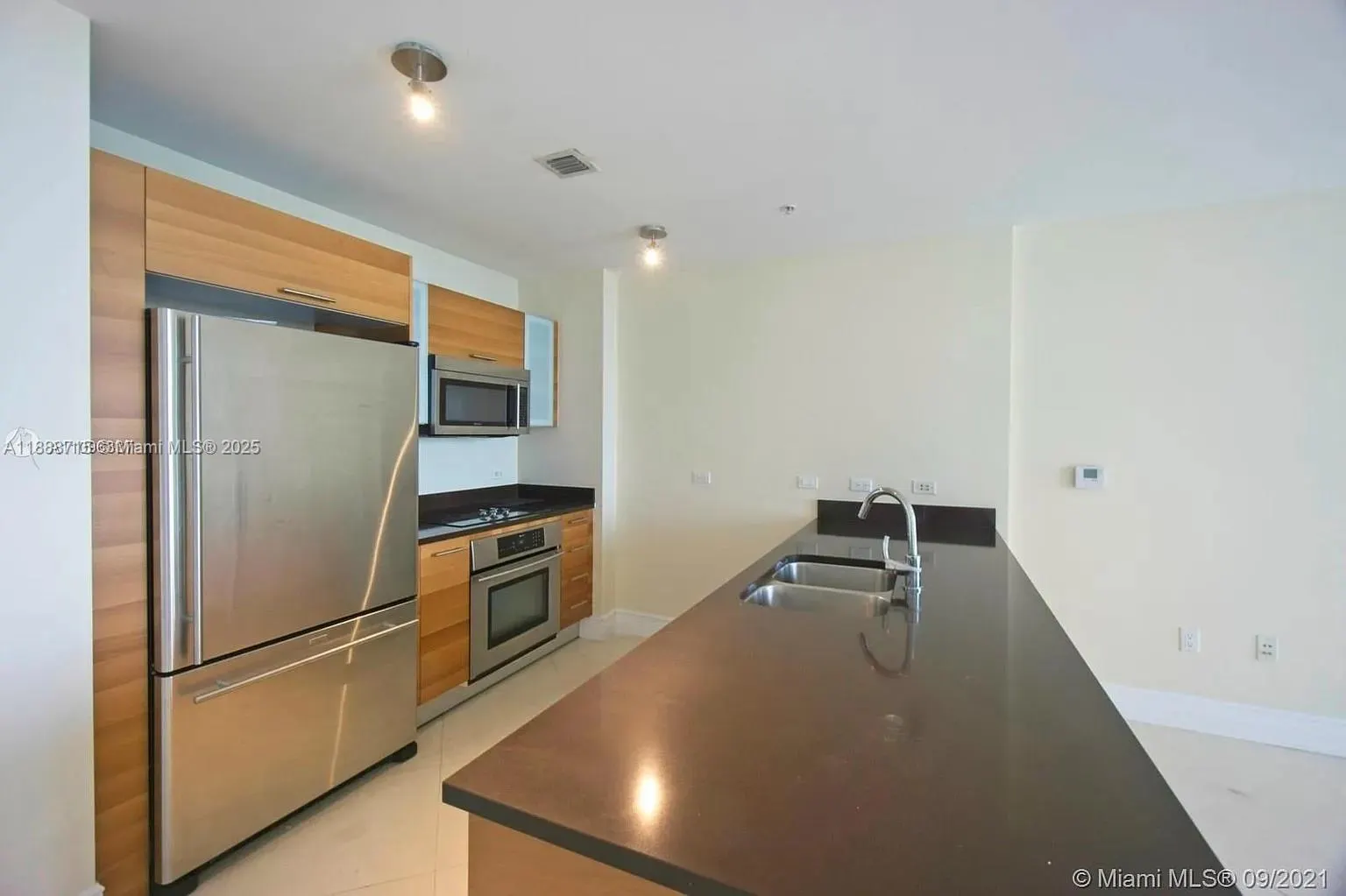 3301 NE 1st Ave, #H2413