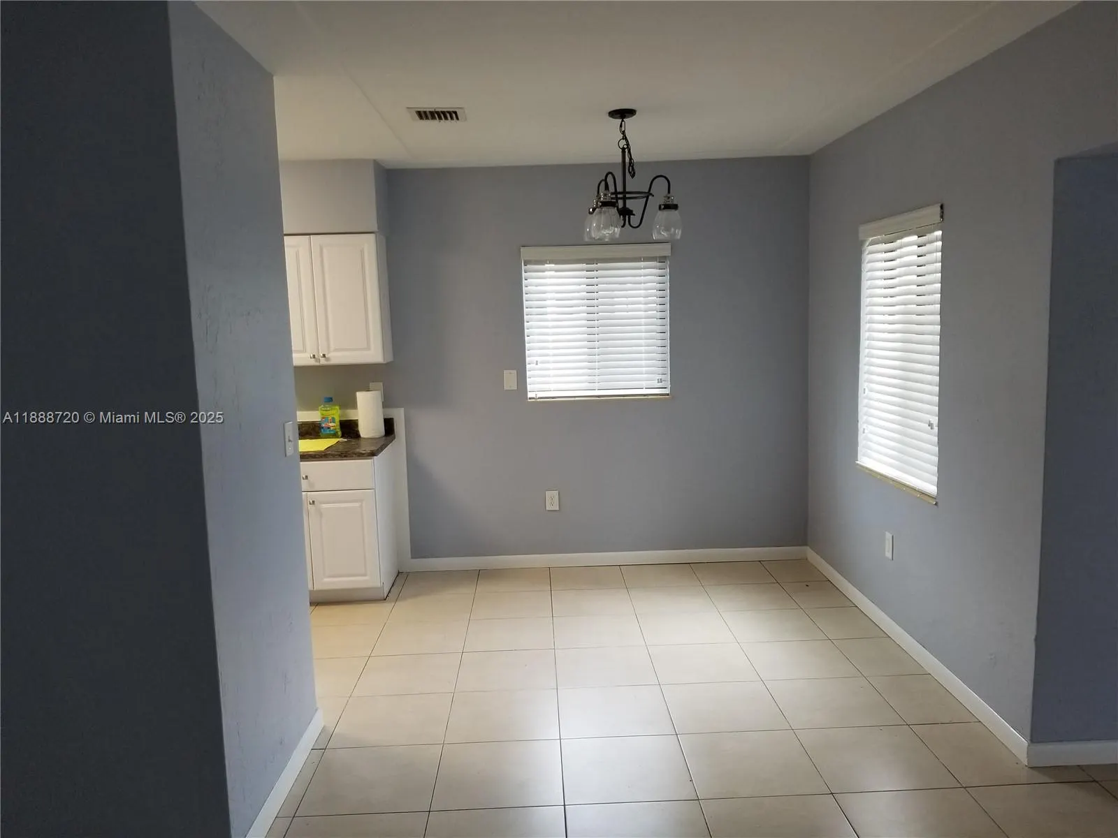 949 NW 10th St