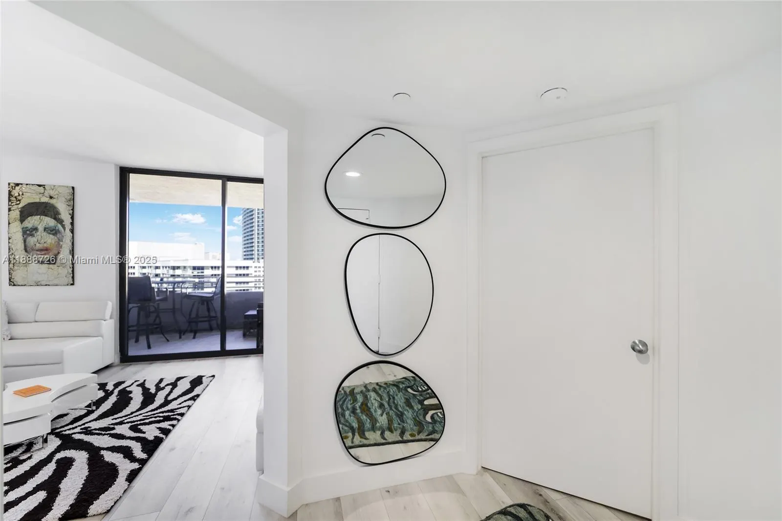 1330 West Ave, #1503
