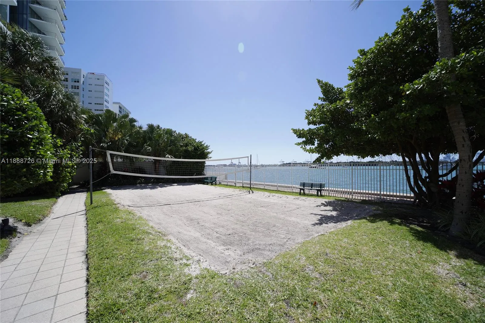 1330 West Ave, #1503