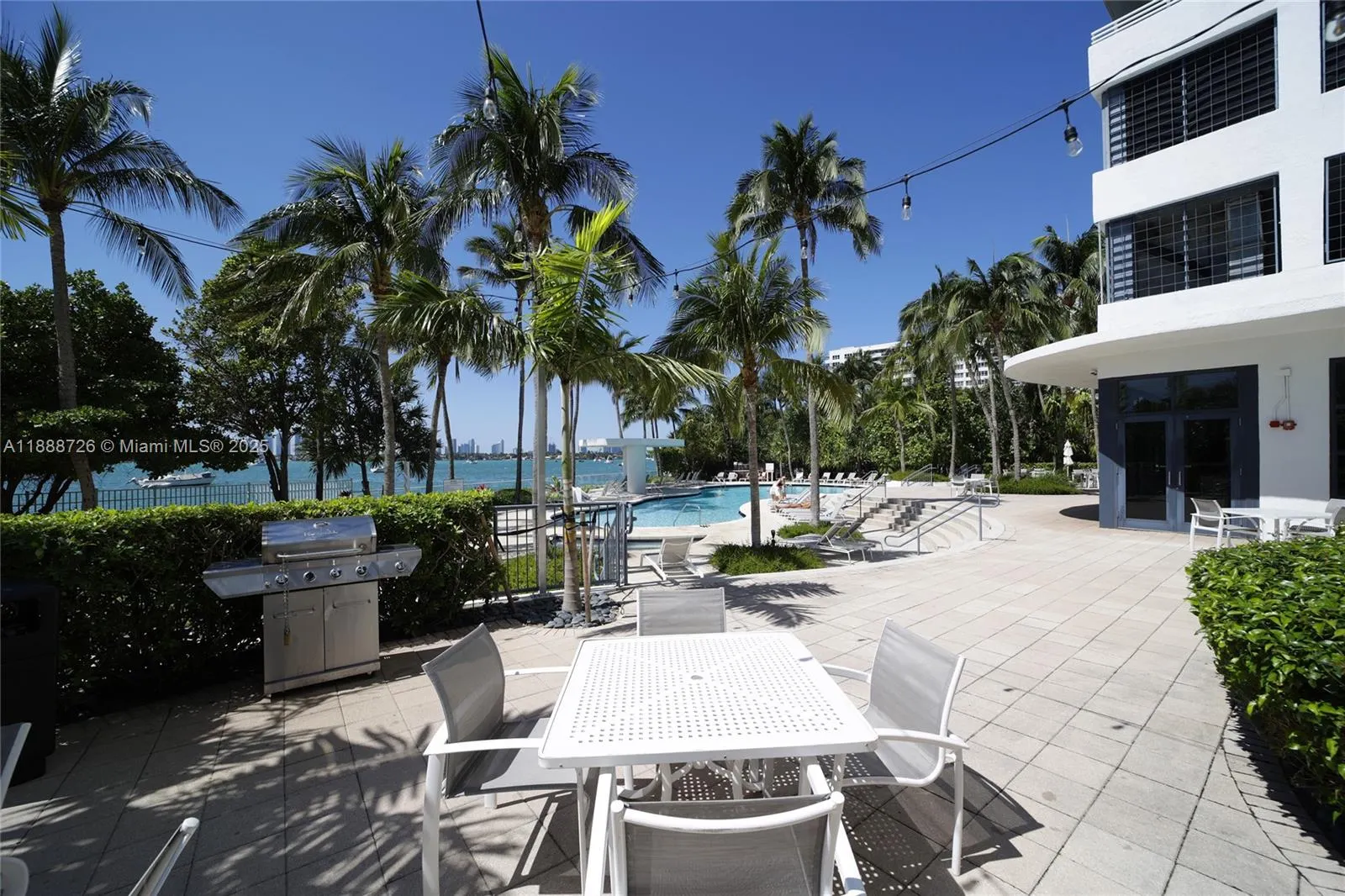 1330 West Ave, #1503