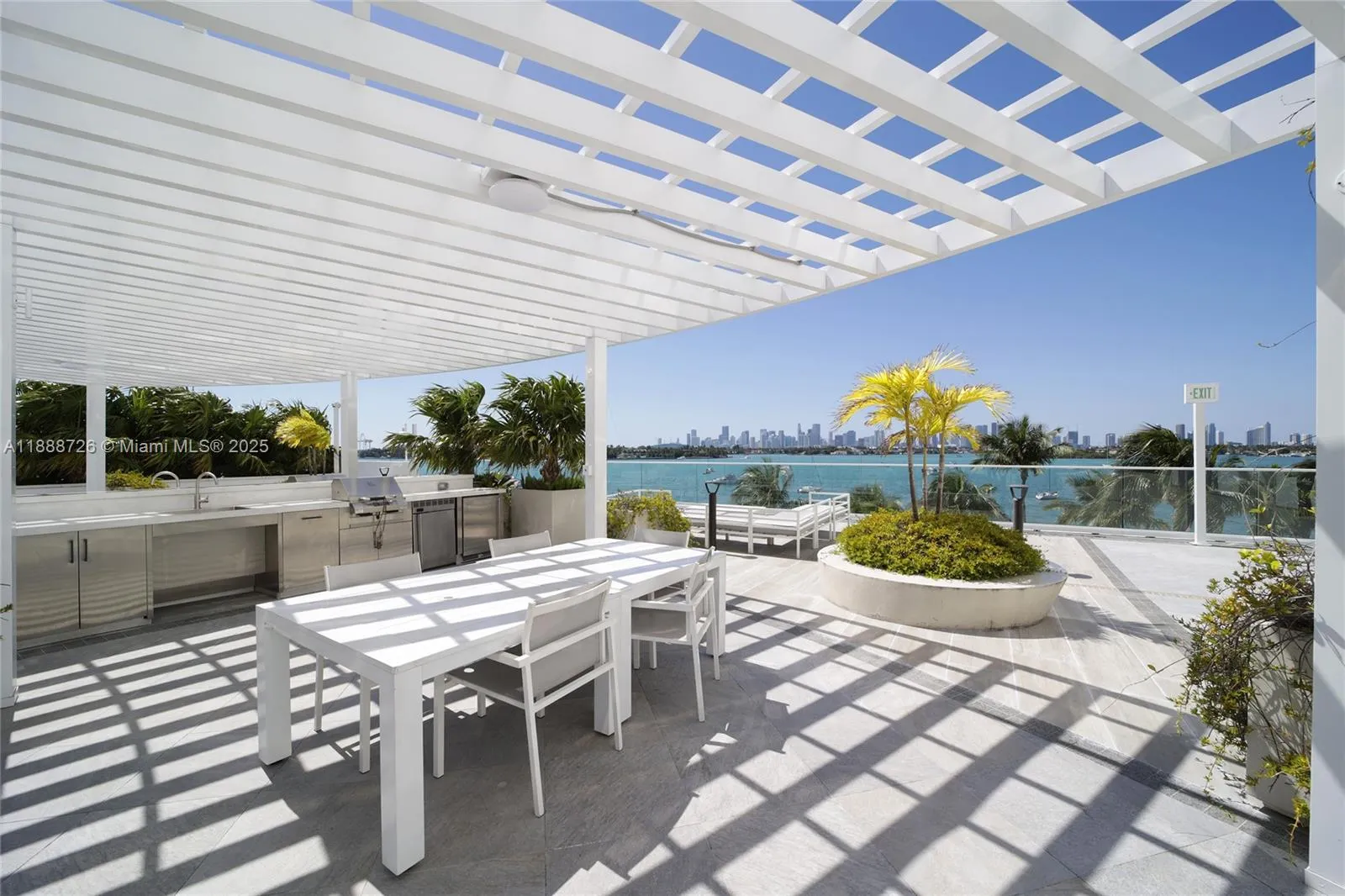 1330 West Ave, #1503