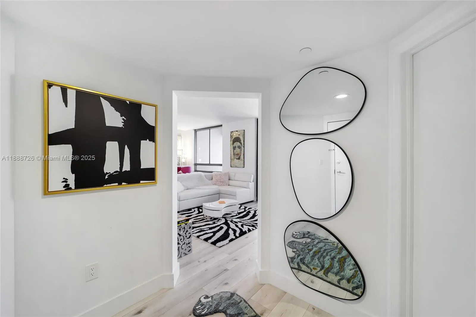 1330 West Ave, #1503