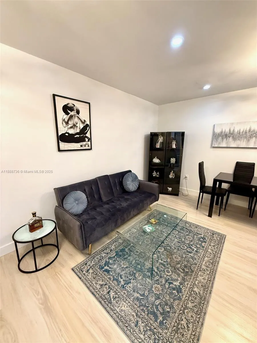 199 SW 12th Ave, #404A