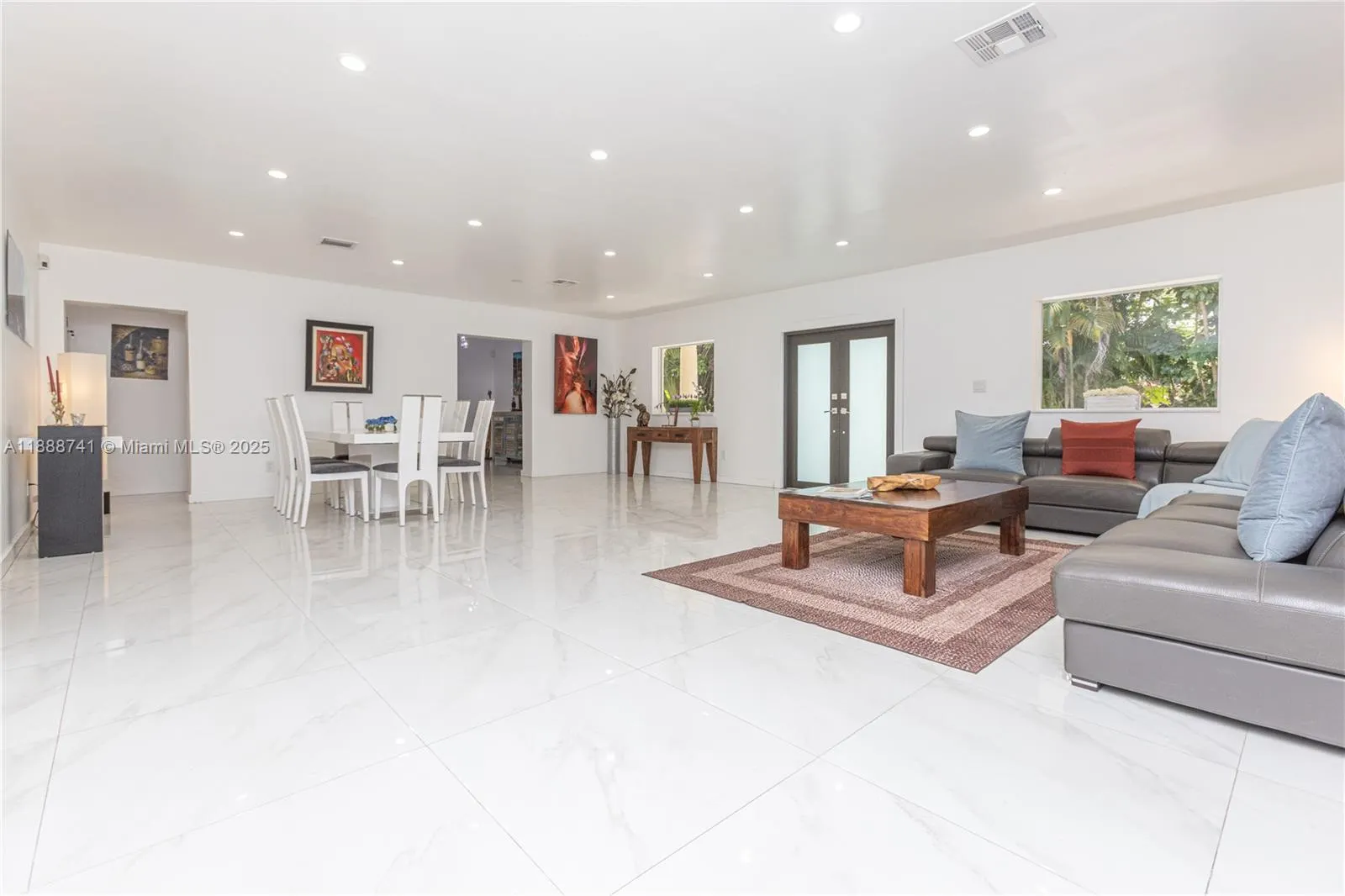 507 Hunting Lodge Dr