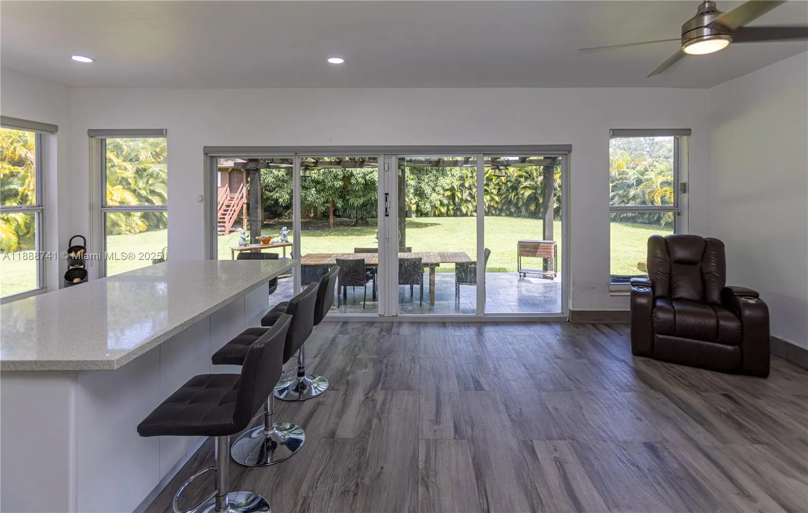507 Hunting Lodge Dr