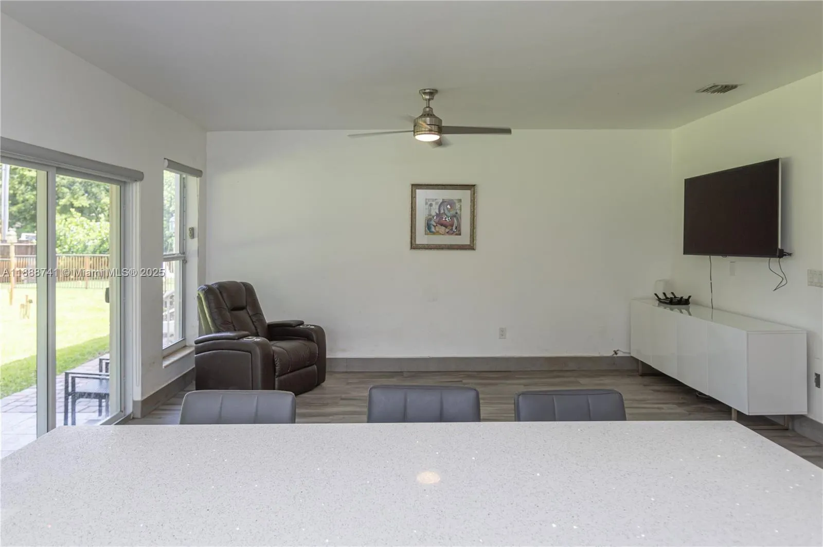 507 Hunting Lodge Dr