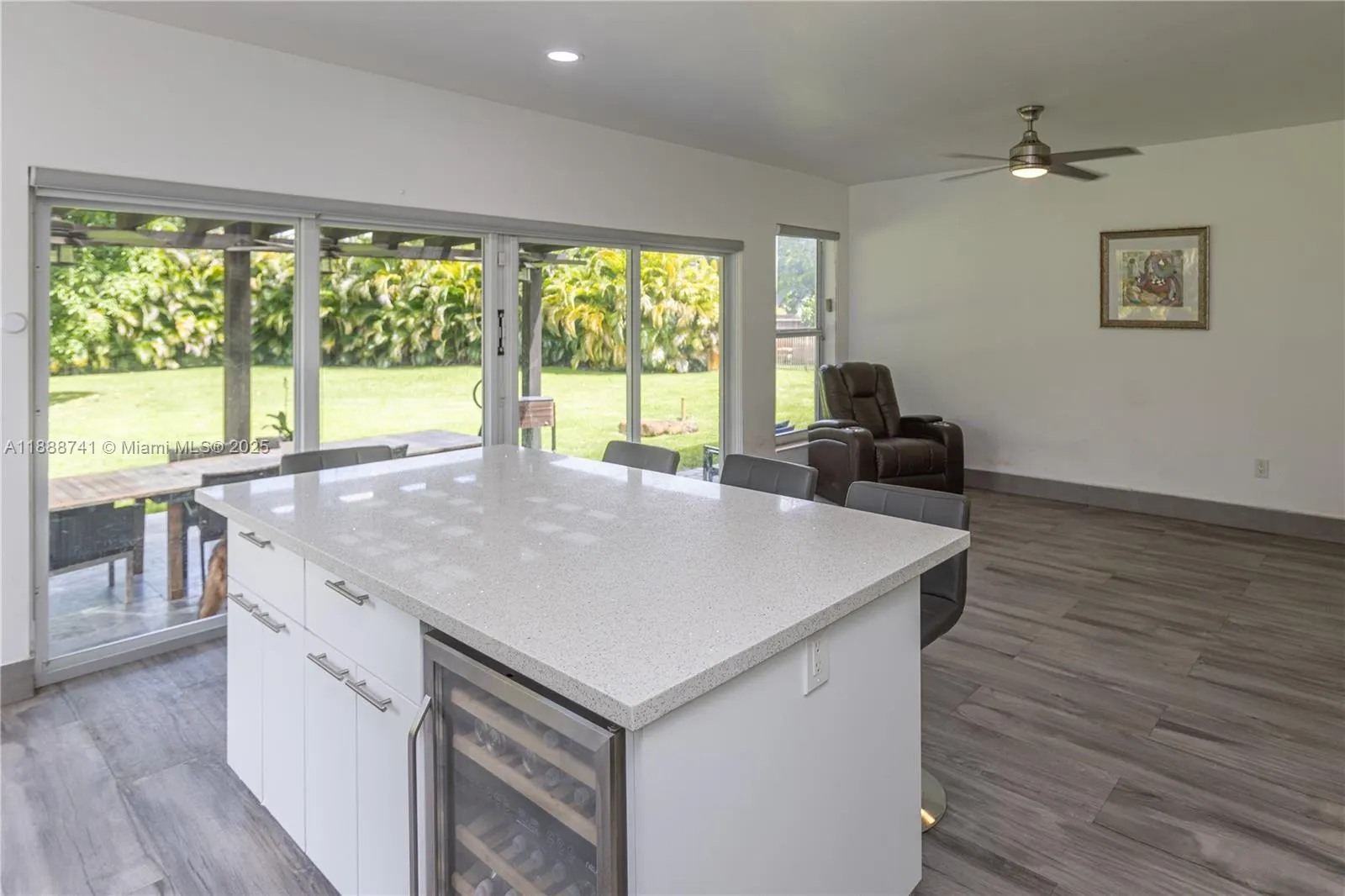 507 Hunting Lodge Dr
