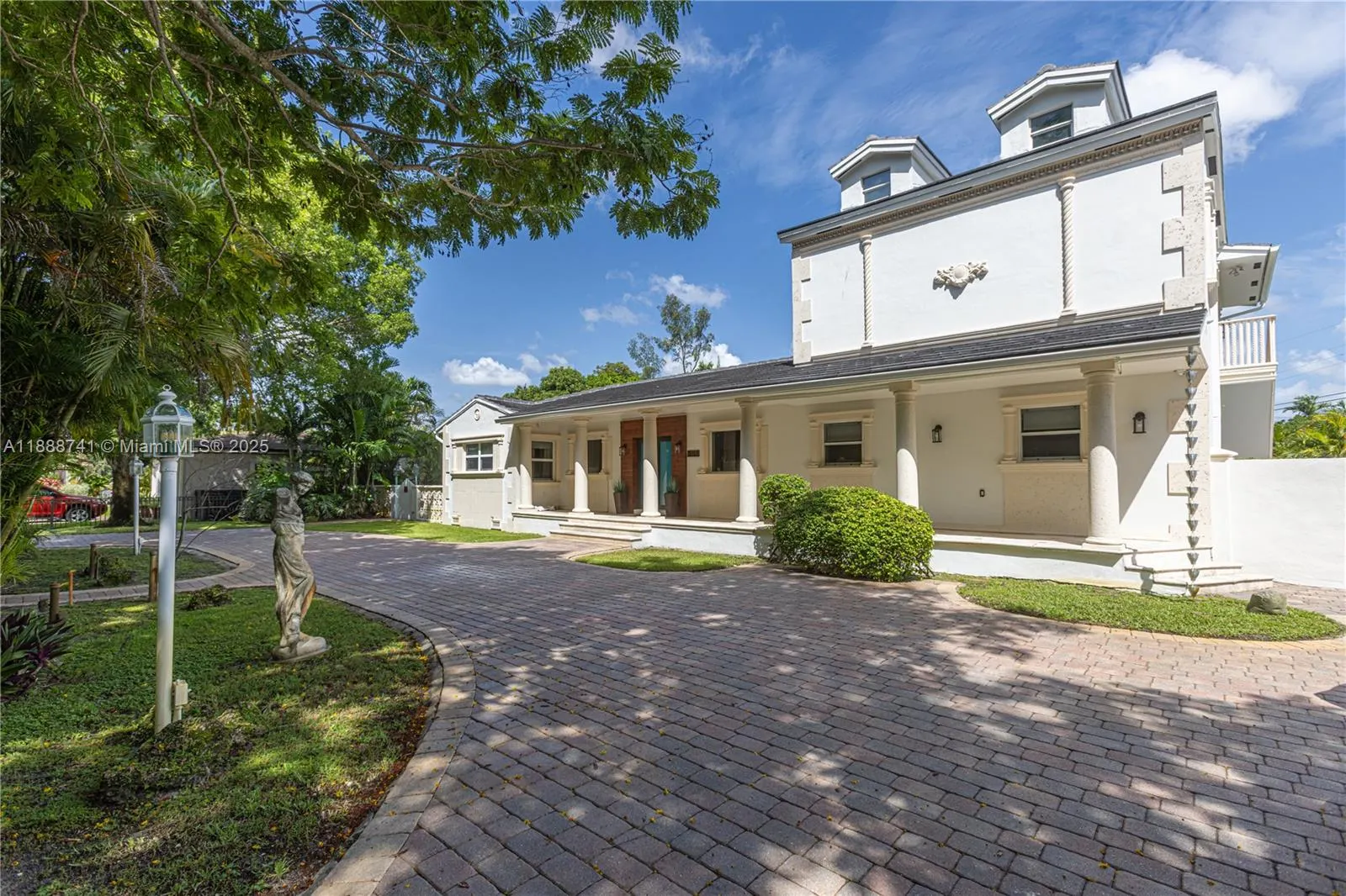 507 Hunting Lodge Dr