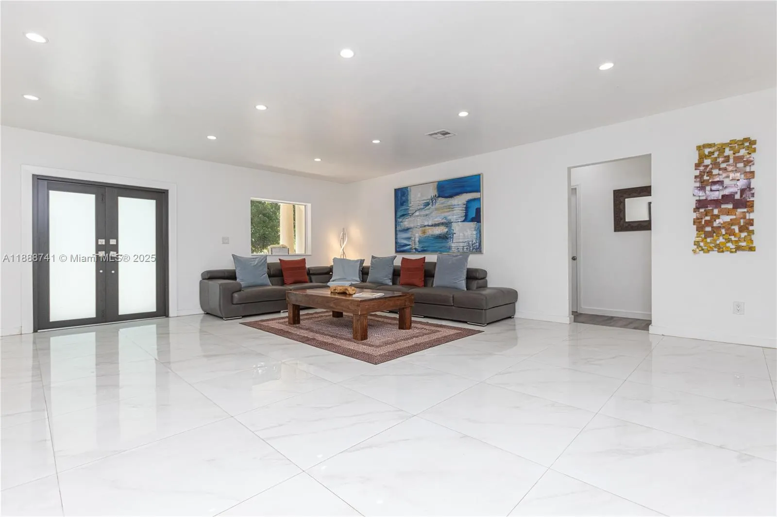 507 Hunting Lodge Dr