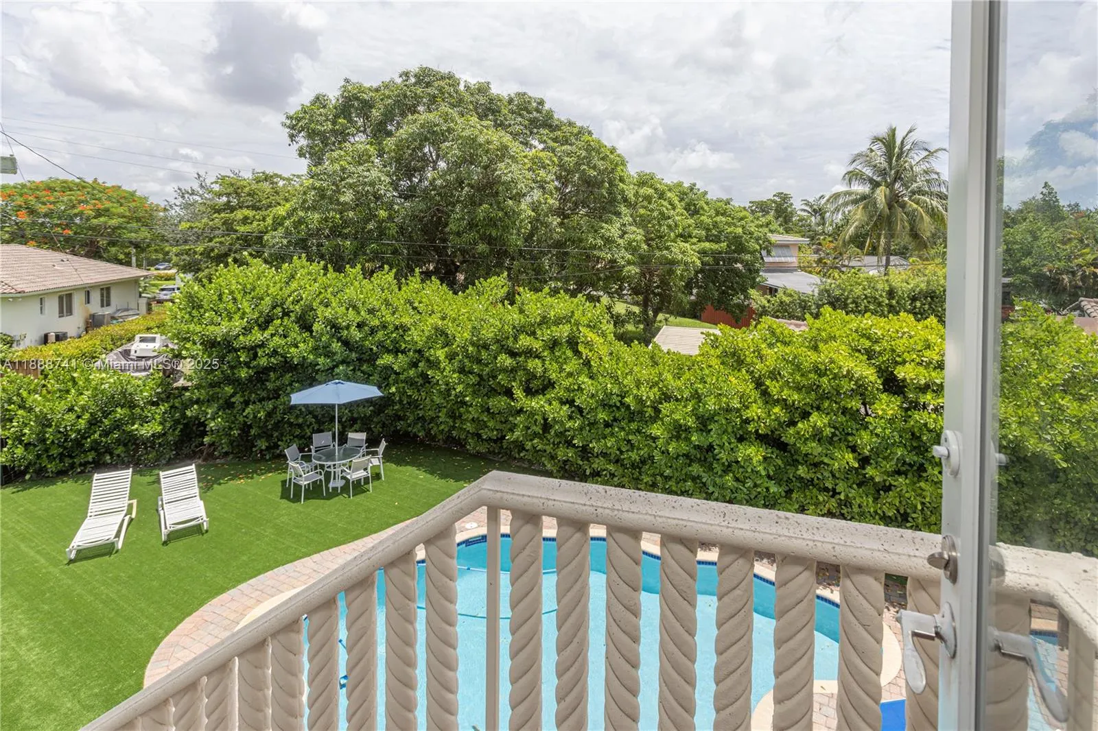 507 Hunting Lodge Dr