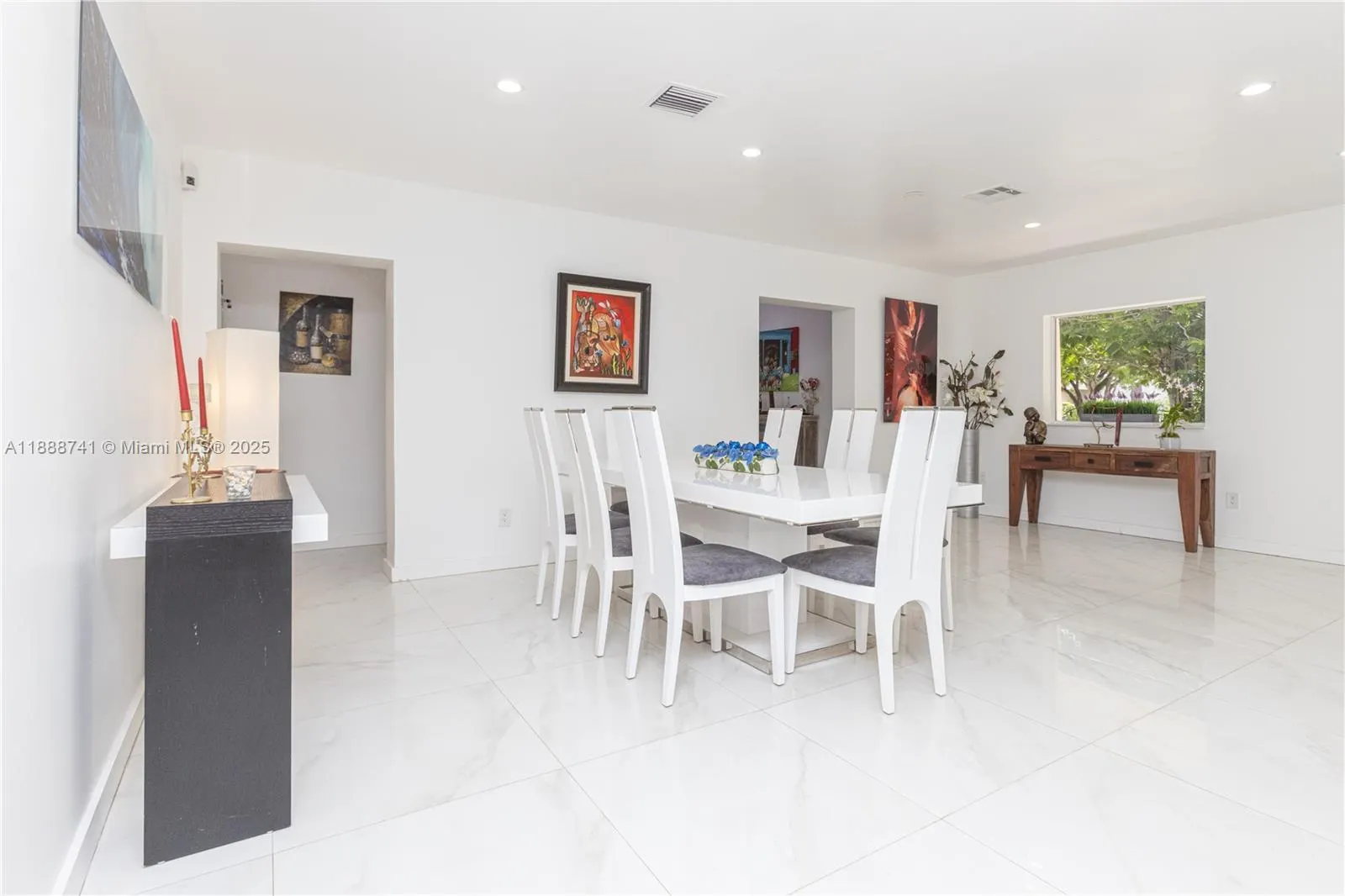 507 Hunting Lodge Dr