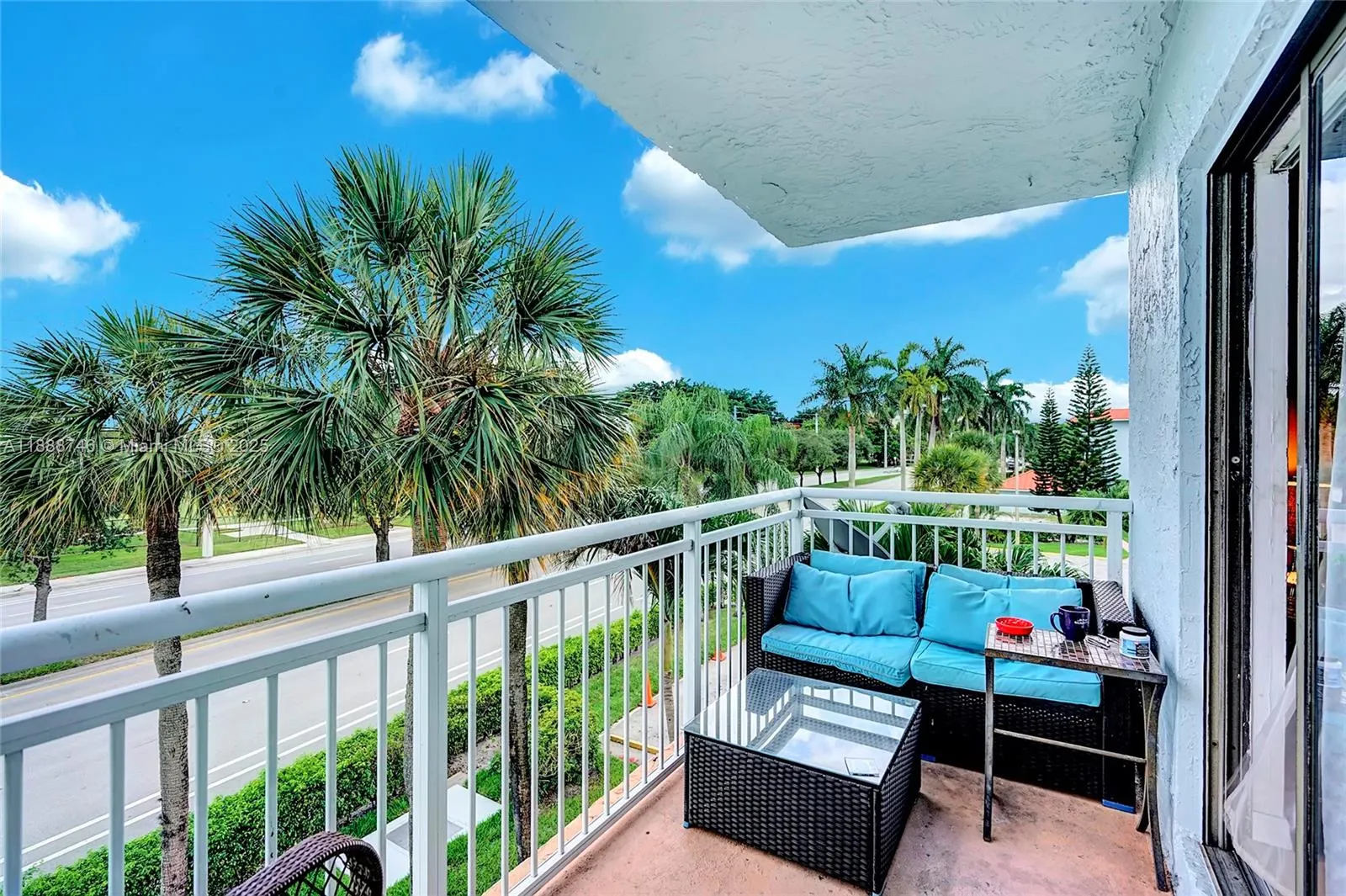 505 S Pine Island Rd, #B307
