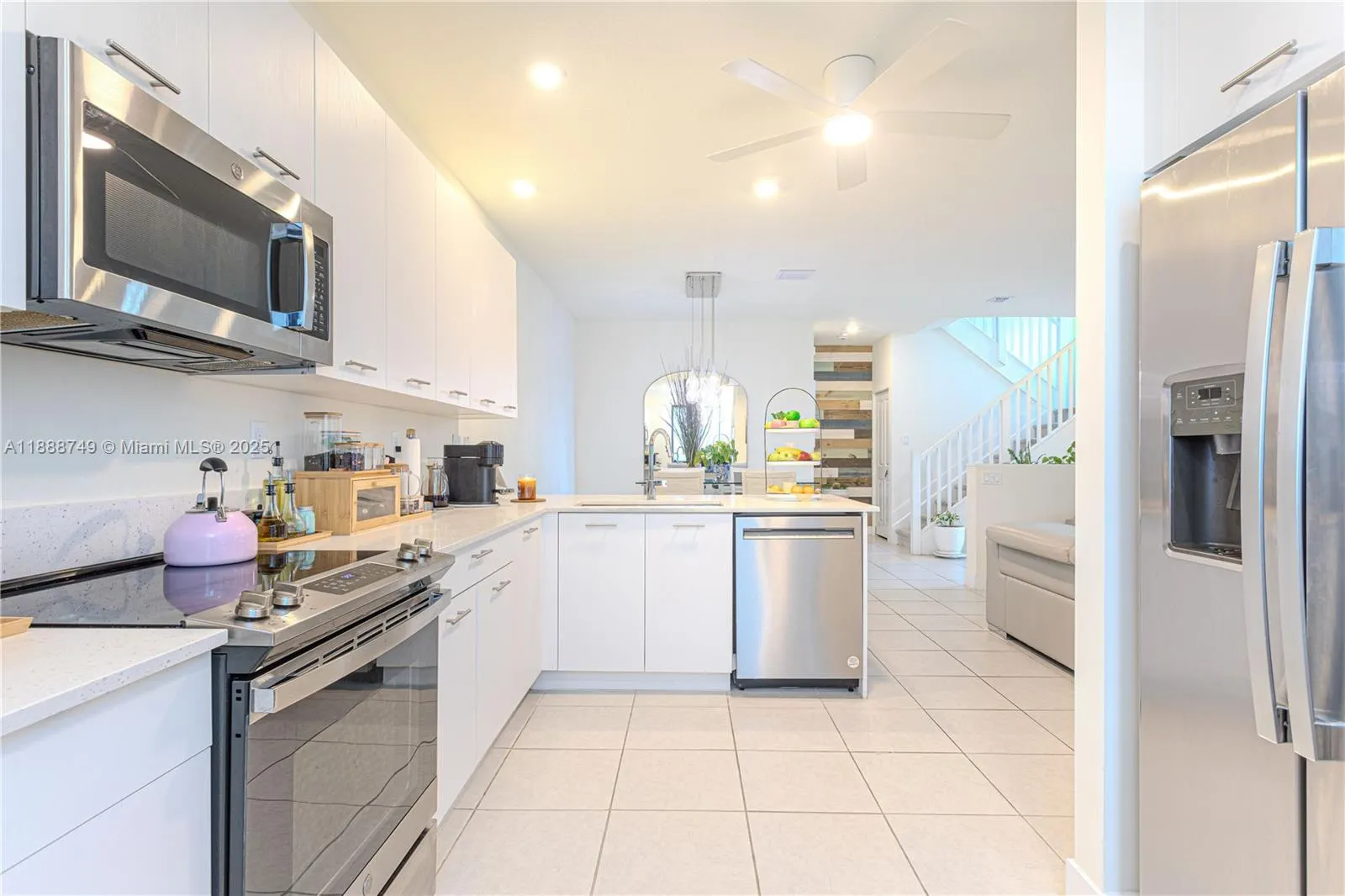 4260 NW 82nd Ave