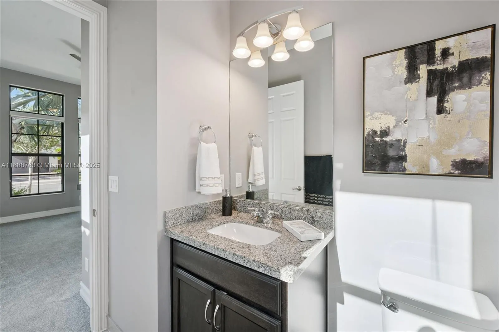 12065 N Kalmar Cir
