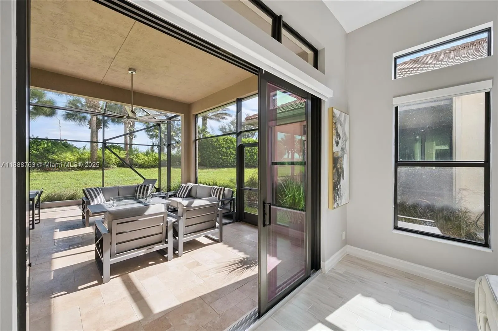 12065 N Kalmar Cir