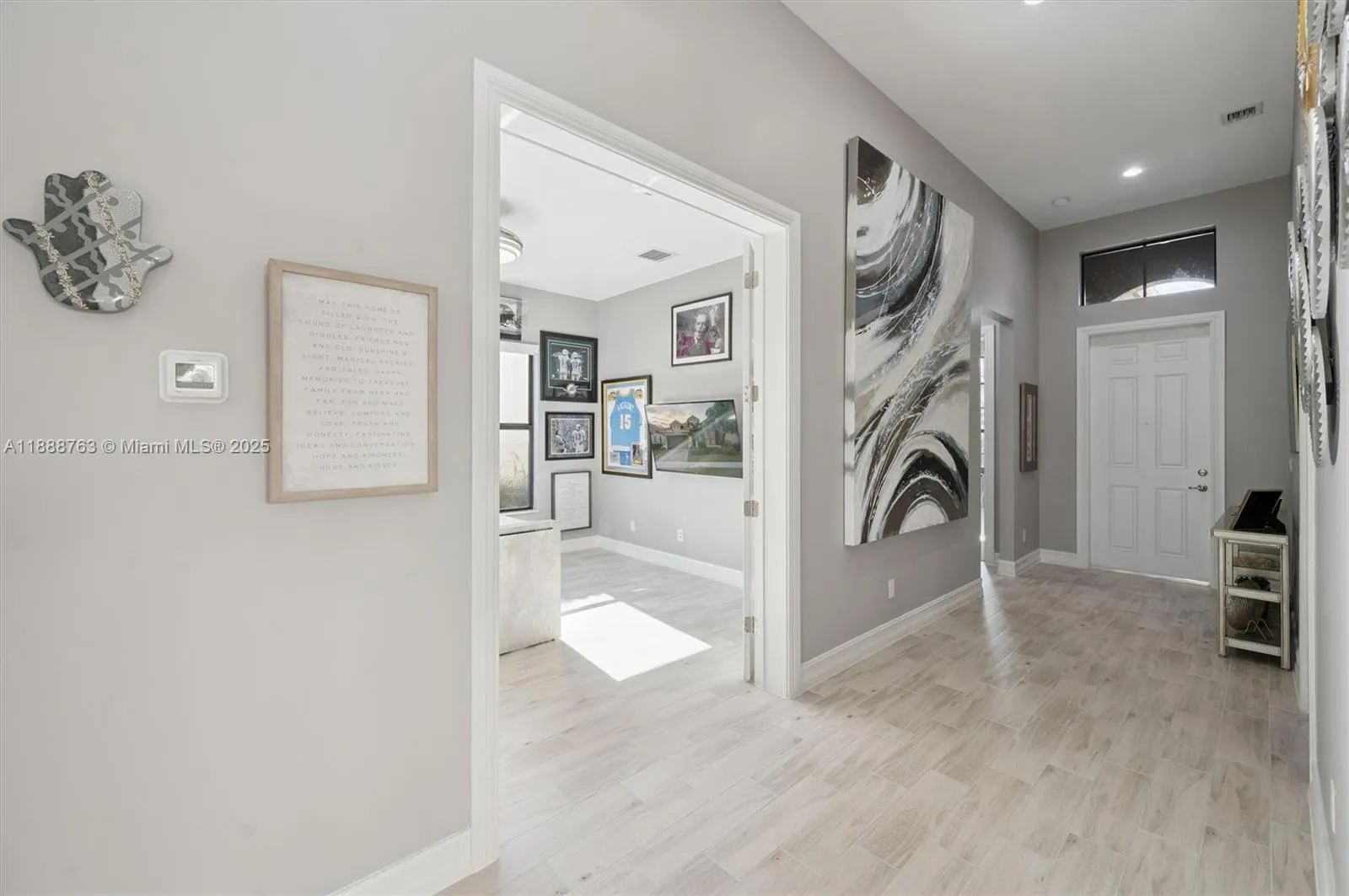 12065 N Kalmar Cir