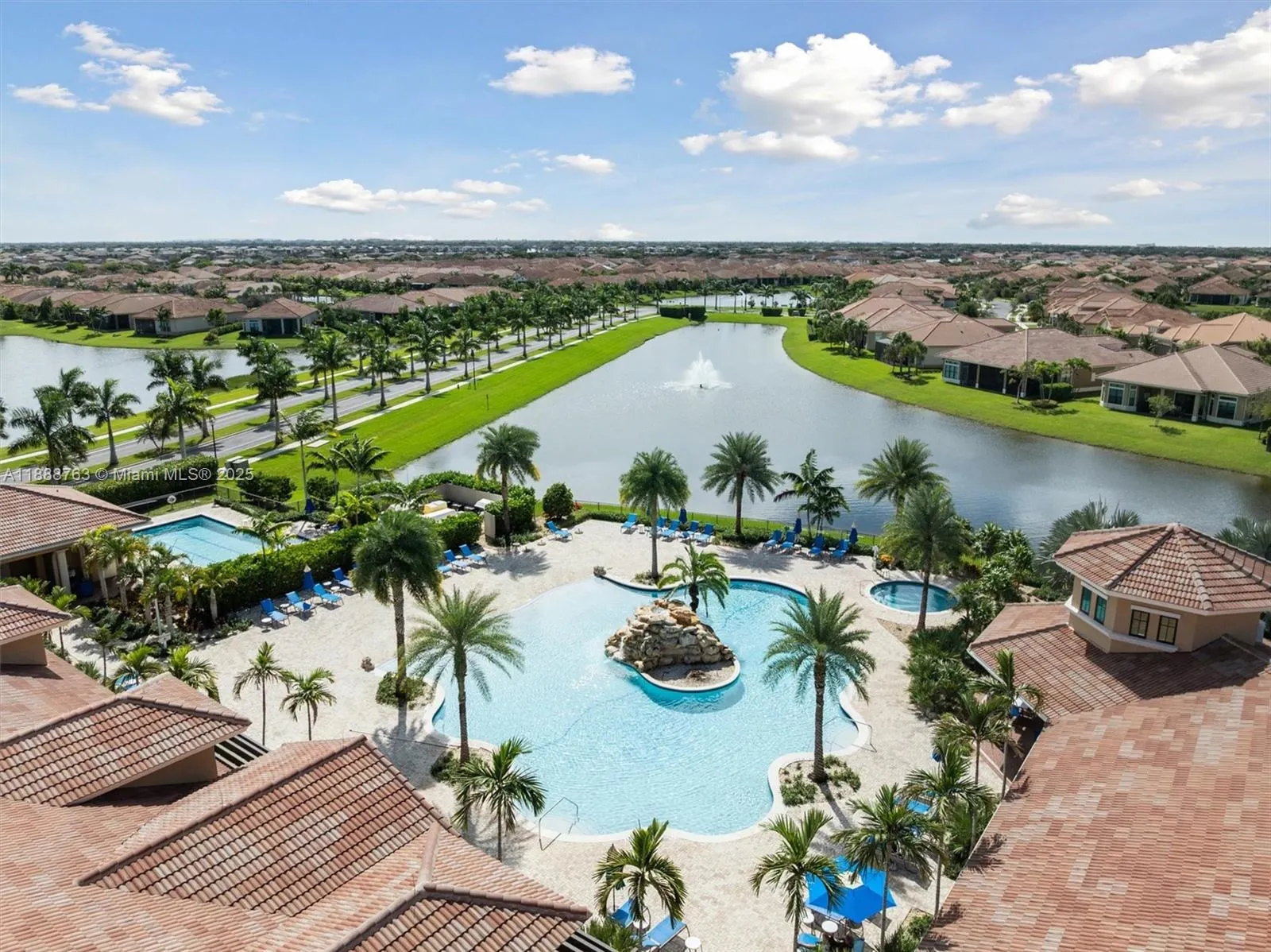 12065 N Kalmar Cir