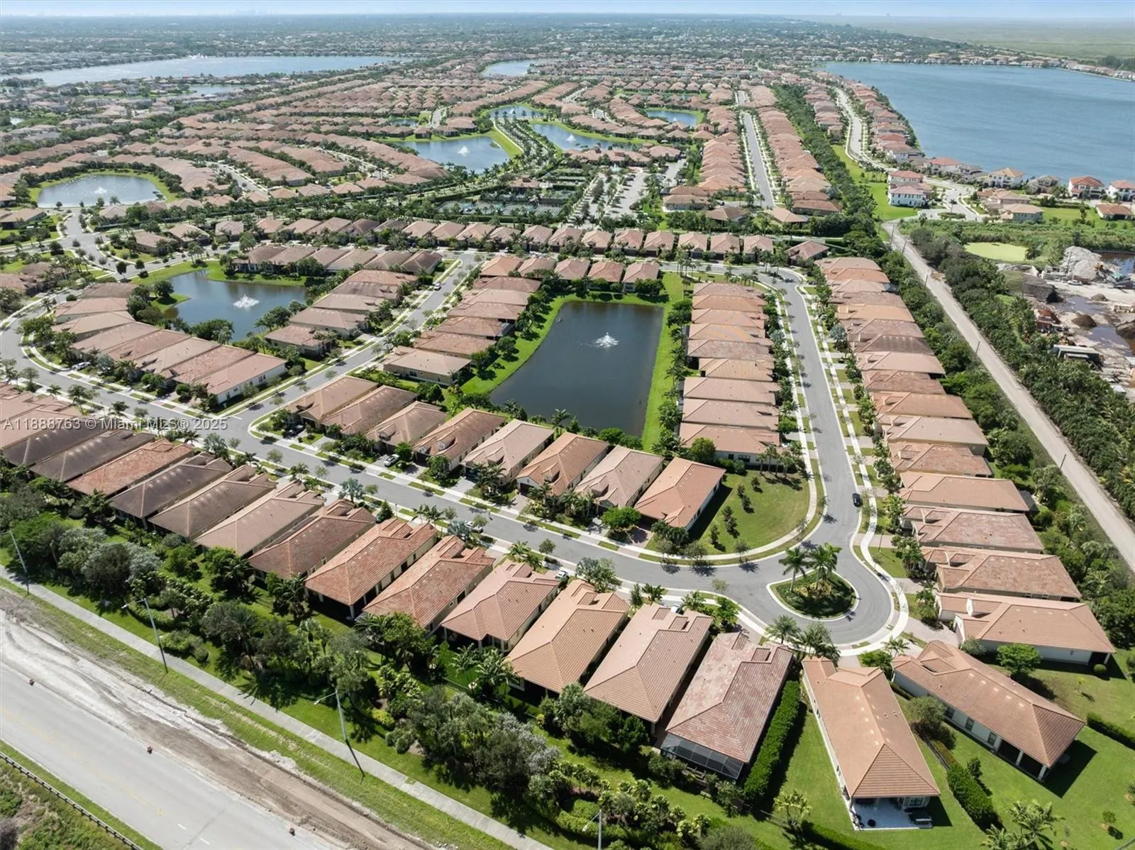 12065 N Kalmar Cir
