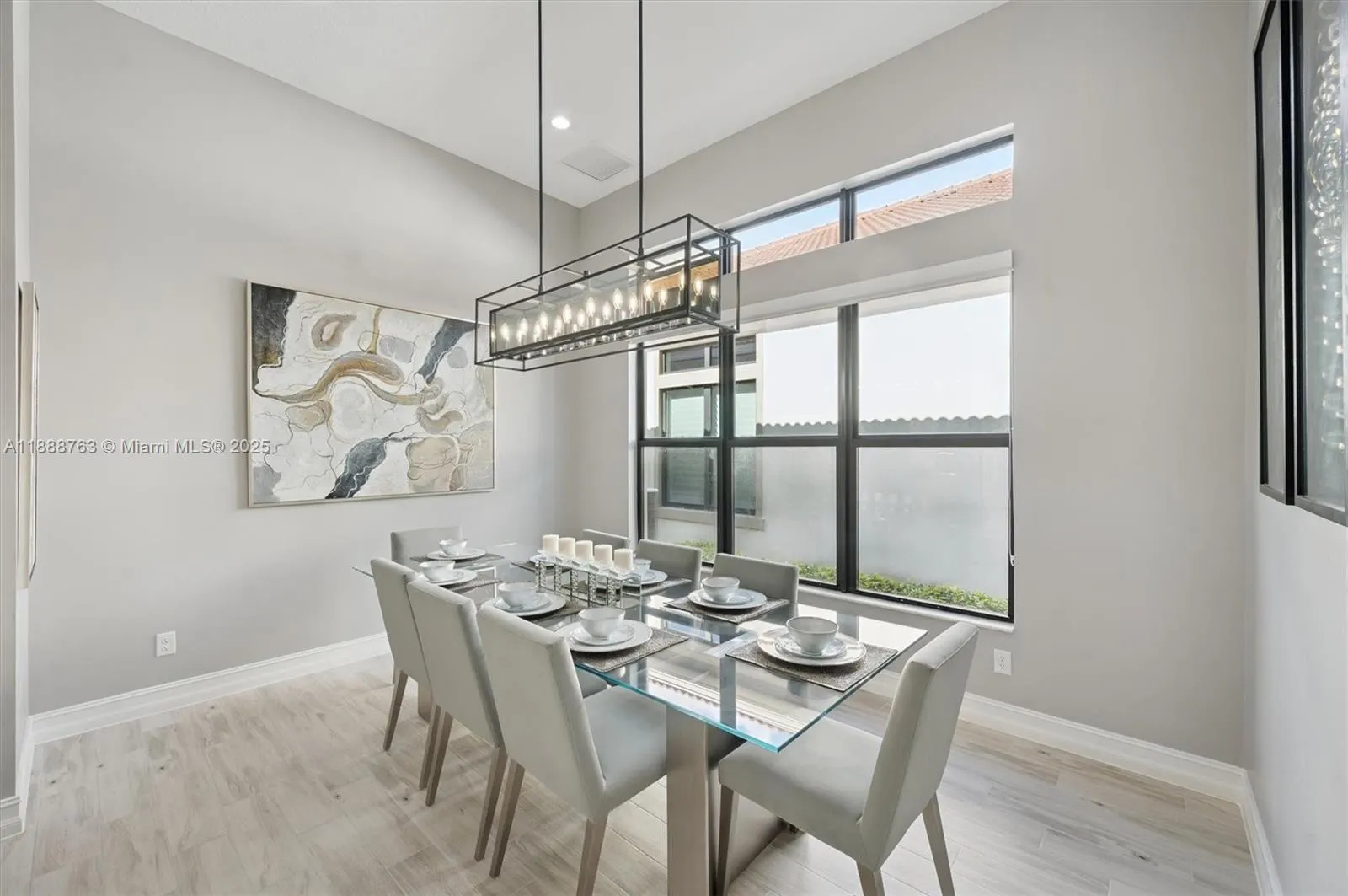 12065 N Kalmar Cir