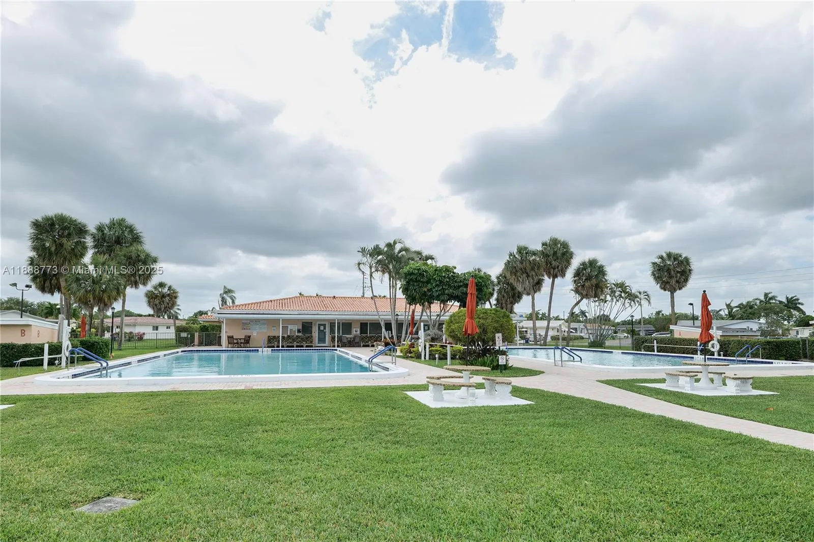 4908 NW 43rd Ave
