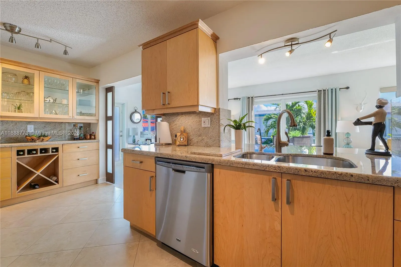 4908 NW 43rd Ave