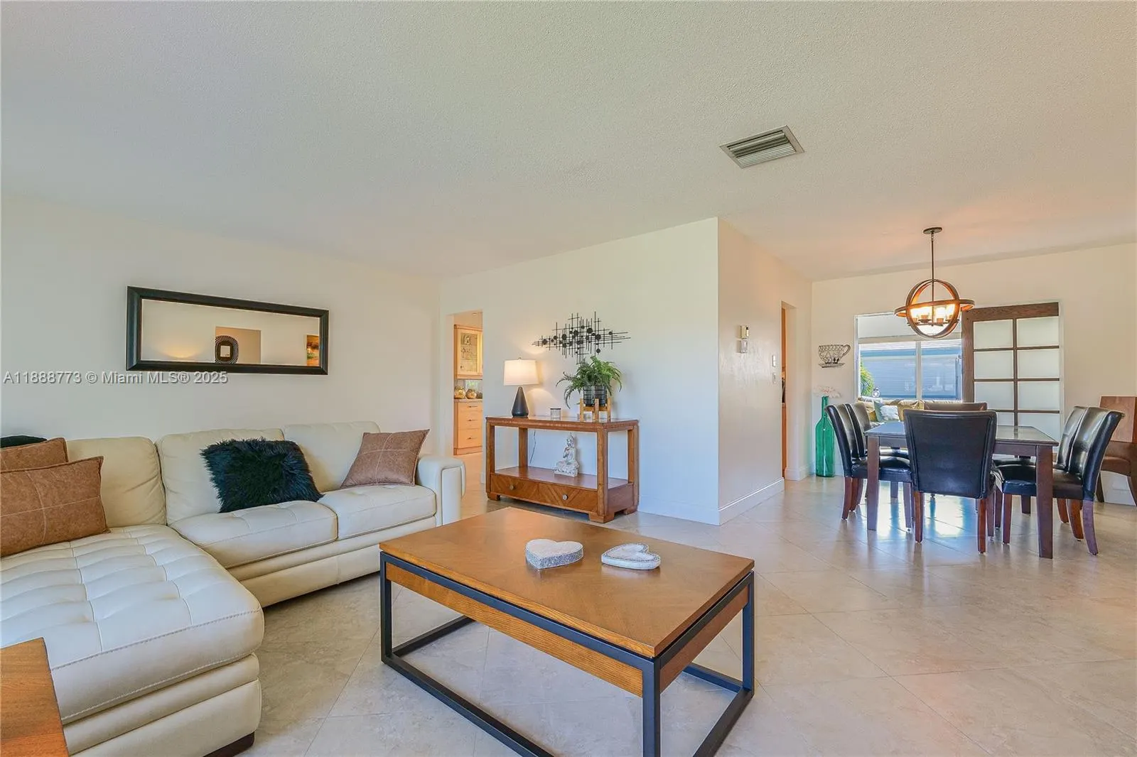 4908 NW 43rd Ave