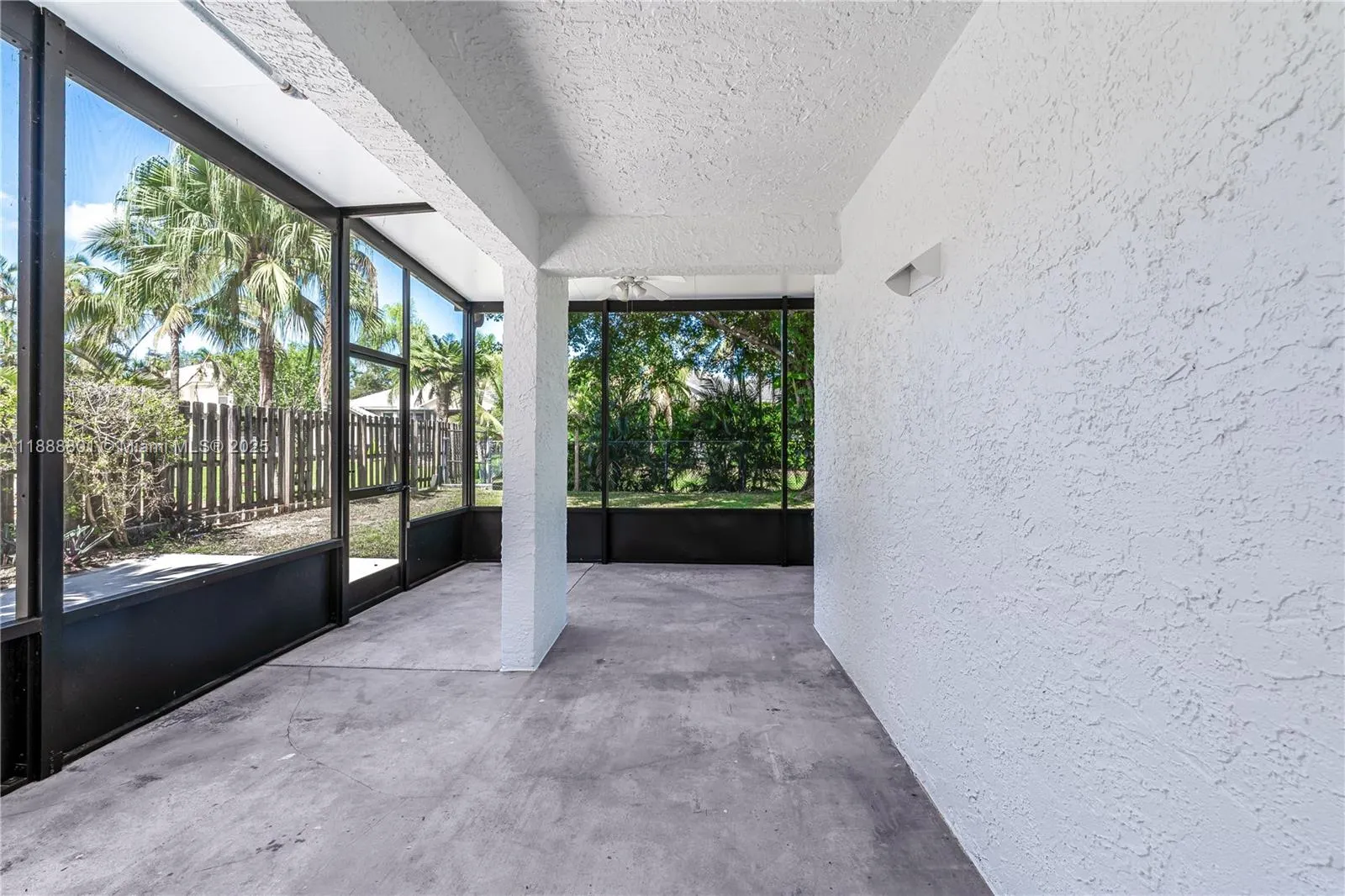 3930 SW 82nd Ter