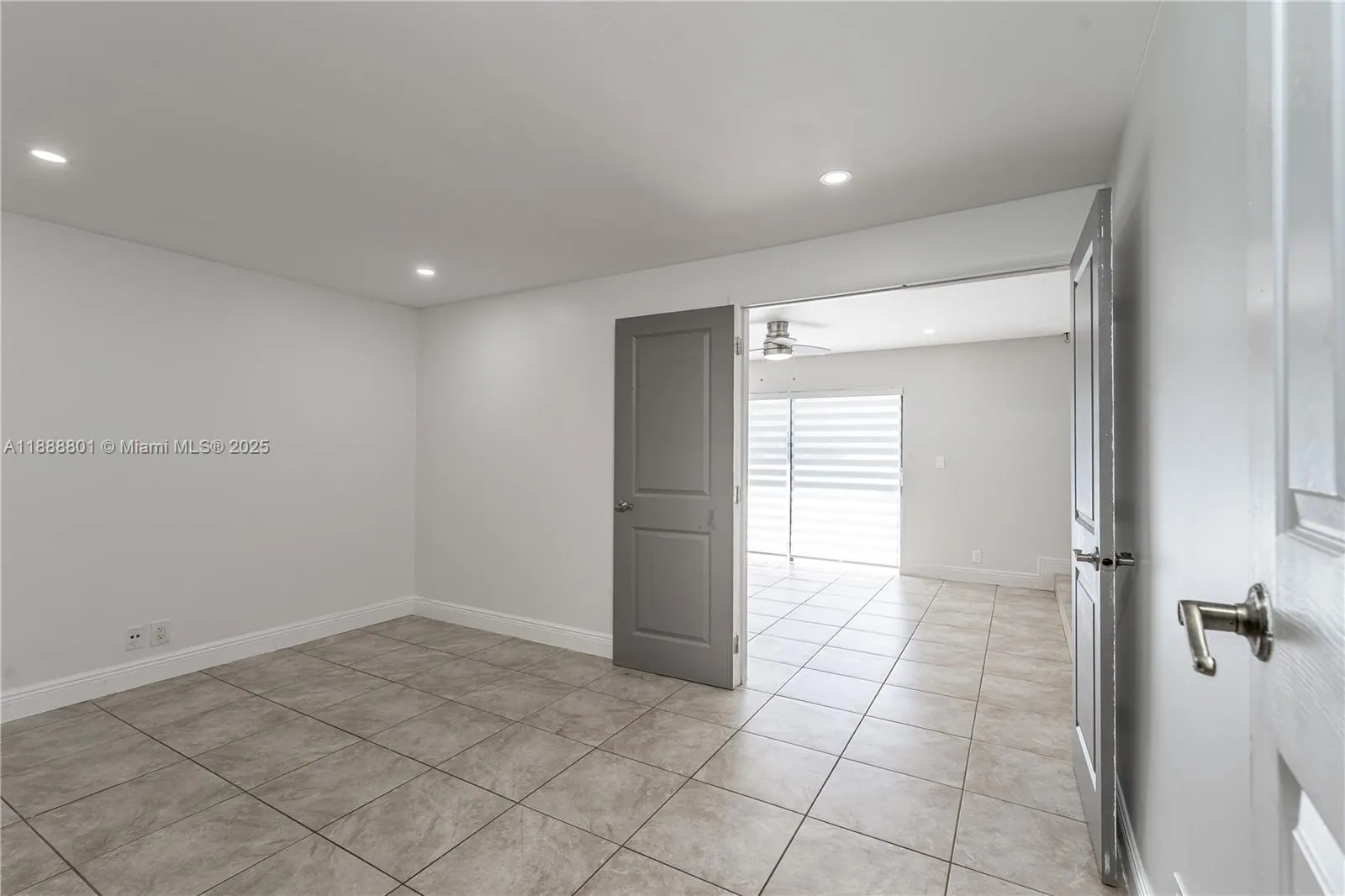 3930 SW 82nd Ter