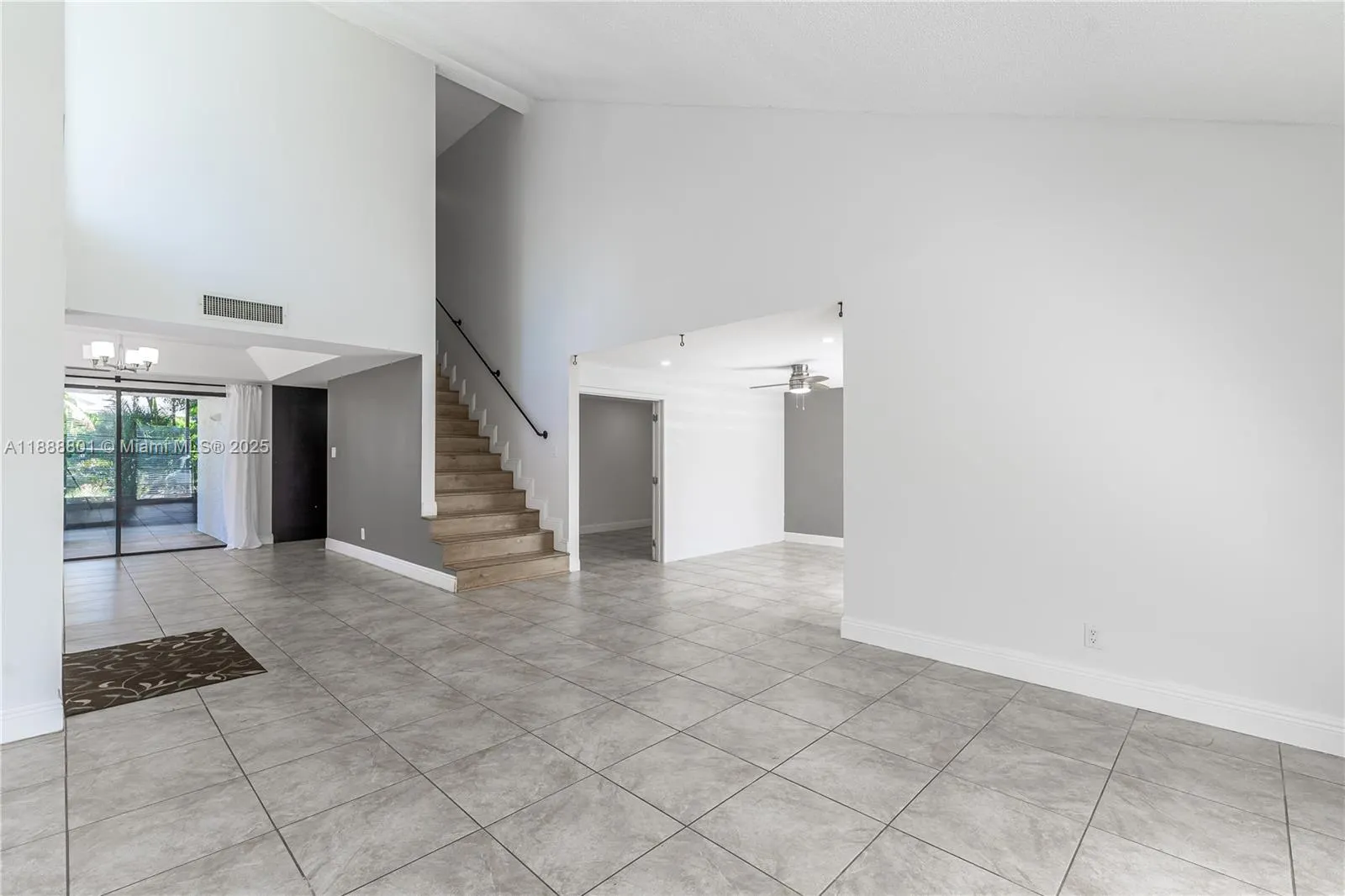 3930 SW 82nd Ter