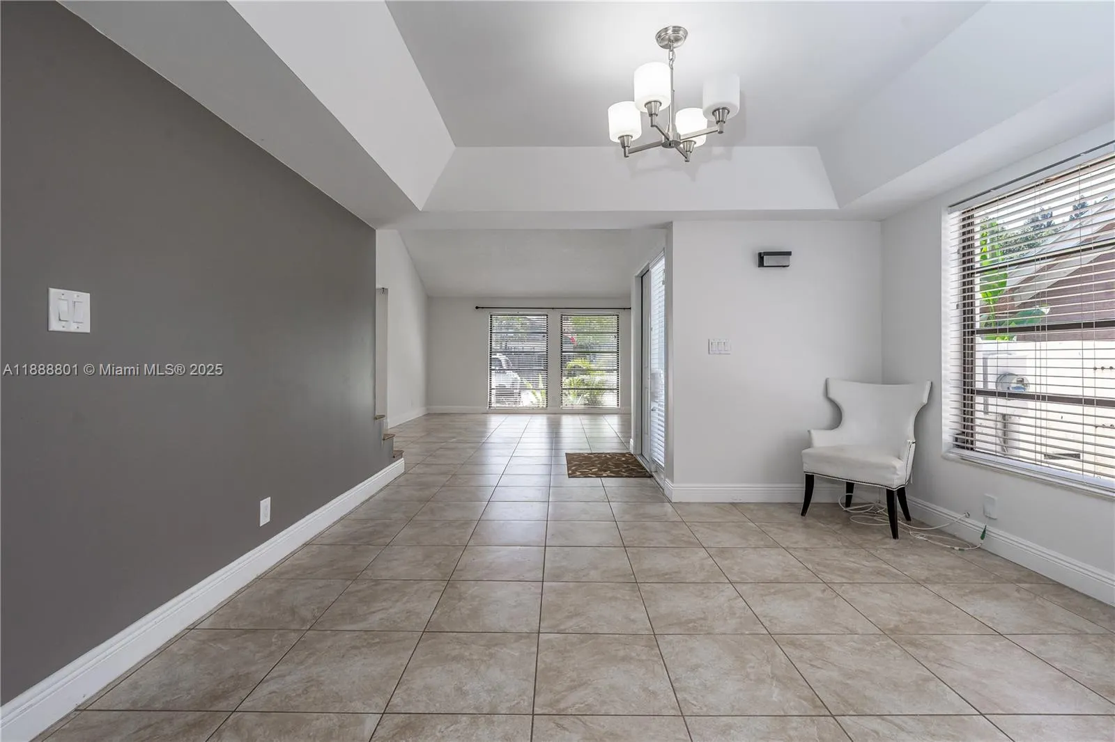 3930 SW 82nd Ter