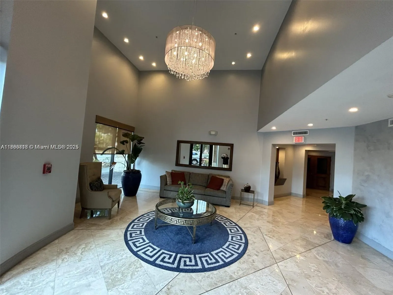 3590 Coral Way, #609