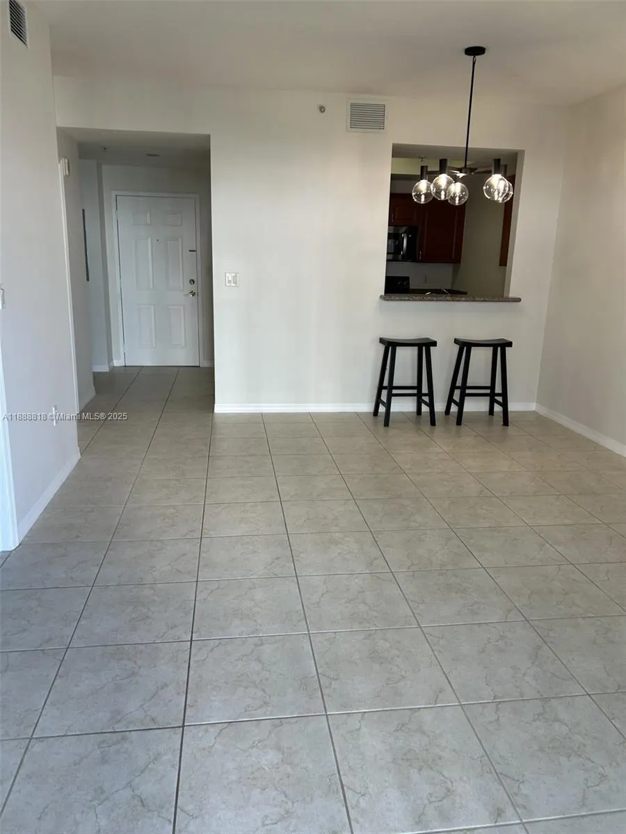 3590 Coral Way, #609