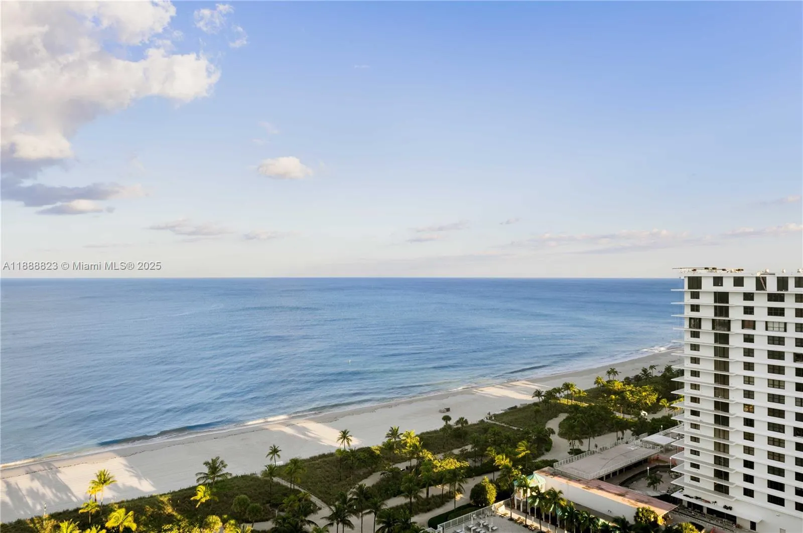9999 Collins Ave, #19K